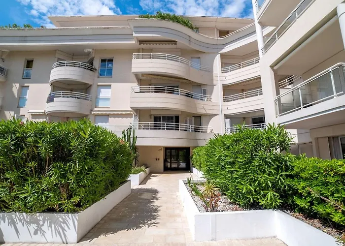 Royal Palm By Interhome * Cannes