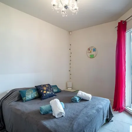 Апартаменты Royal Palm-2 By Interhome *